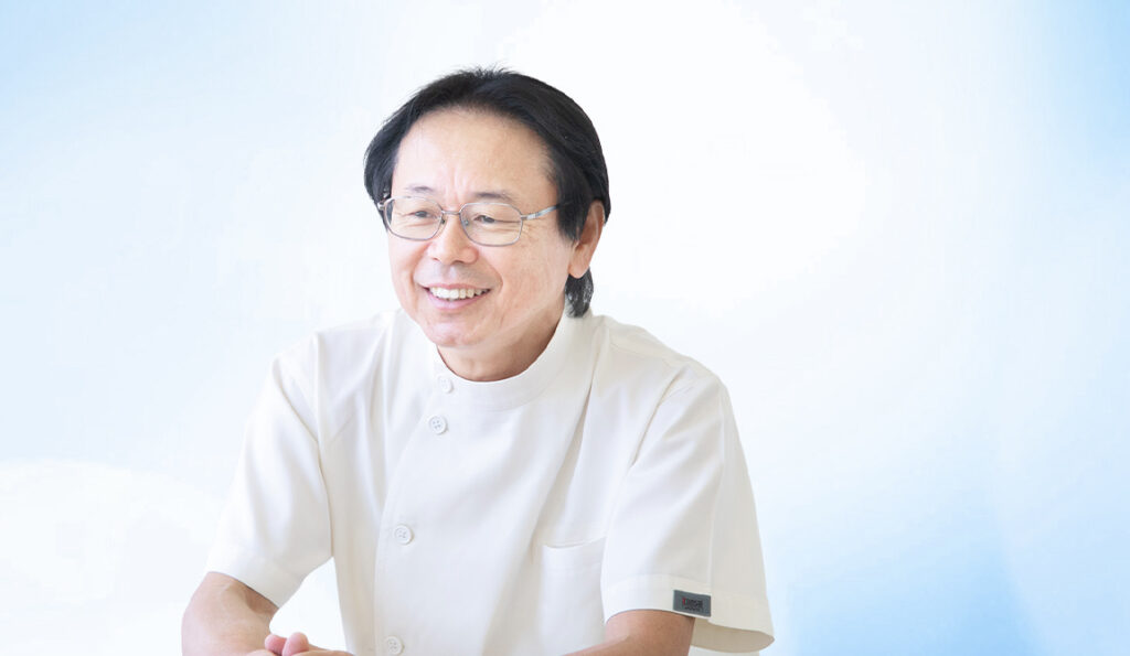 理事長 佐藤 義輝 Yoshiteru Sato